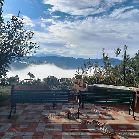 Sunrise Villa Shimla Exteriör bild